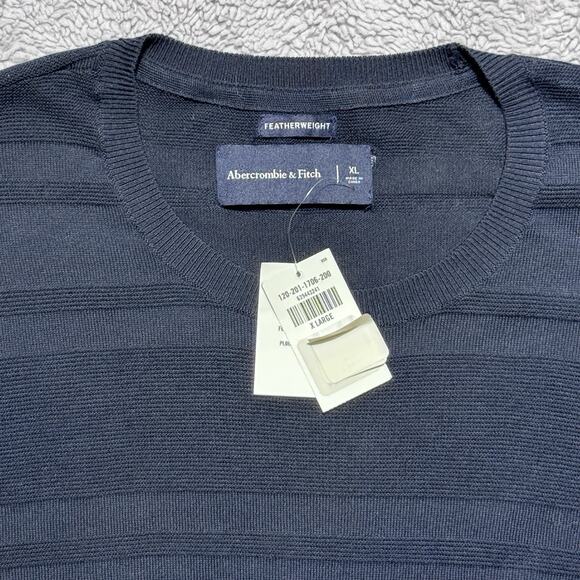 New Abercrombie & Fitch Navy Featherweight Sweater Mens XL - Picture 2 of 3